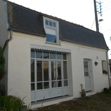 La Petite Maison Du Parc Bois-en-Ardres Exterior photo